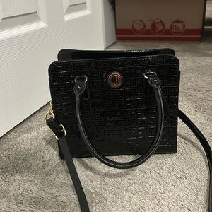 Tommy Hilfiger Medium Purse